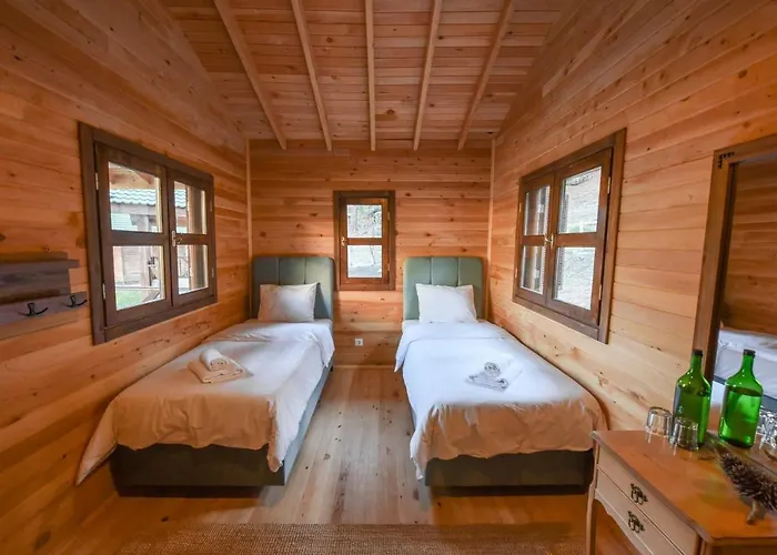 Babakamp Eco Ranch& Retreat ホテル 4*