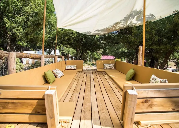 Babakamp Eco Ranch& Retreat ホテル 4*